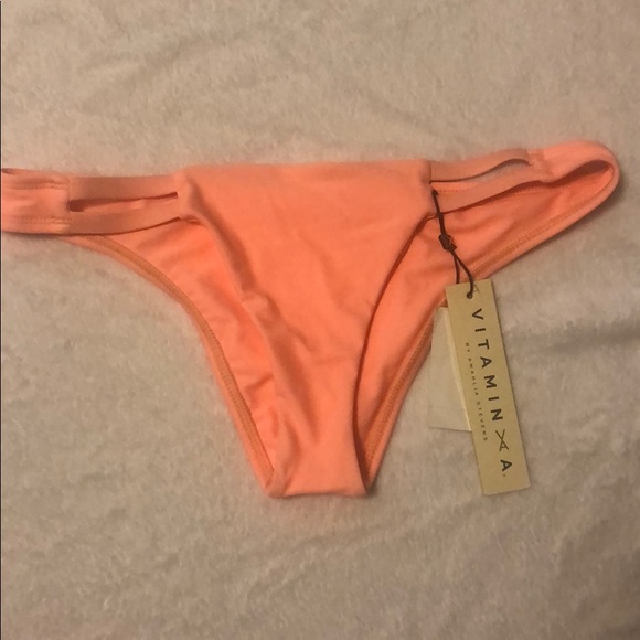 Vitamin A Peach Hipster Bikini Bottom NWT - Picture 3 of 4